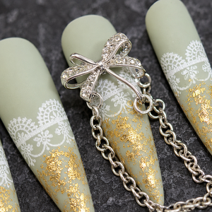 Faux ongles longs à presser en dentelle et feuille d'or, couvrance totale, style français, amovibles, pour usage professionnel en salon - Product Image 4