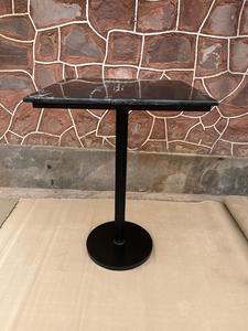 Mesa de Centro Moderna Jodhpur Trends en Madera de Haya Sólida Negra y Verde para Restaurante - Product Image 2