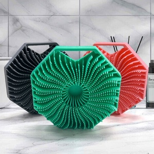 Manico facile impugnatura in <span class=keywords><strong>Silicone</strong></span> ecologico Scrubber spazzola da <span class=keywords><strong>bagno</strong></span> da doccia <span class=keywords><strong>spugna</strong></span> per pulizia corpo a forma di Silhouette - Product Image 6