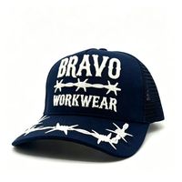 Gorra Trucker Premium de Lujo, Formal y Deportiva, Estructurada, con Bordado Gráfico Personalizado de Alambre de Púas y Malla de Sarga en la Parte Trasera