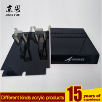 Usine personnalisé écologique luxe moderne rasoir présentoir noir PMMA acrylique comptoir rasoir support eau recyclable