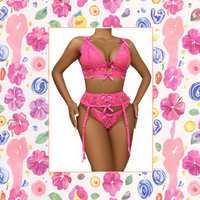 Lingerie sexy en trois pièces avec jarretière, design profond en V, exposant les hanches, élégante décoration en dentelle, matière en spandex/nylon, contrôle moyen