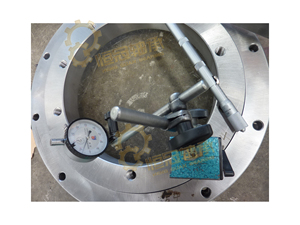 Mặt bích tùy chỉnh, bánh răng và vòng bi | OEM rèn Thép các bộ phận cơ khí phi tiêu chuẩn | mô hình trục gá kiến trúc - Product Image 4