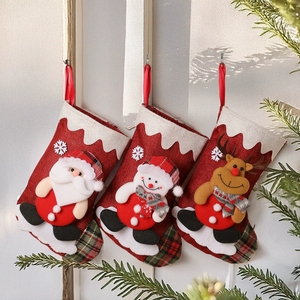 Ensemble de décorations suspendues de Noël en toile de jute, ornements de poupées en tissu Père Noël et Bonhomme de neige pour arbre, mur, cheminée, manteau de cheminée, décorations de vacances champêtres - Product Image 3