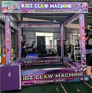 Jeux d'arcade pour enfants et adultes avec machine à griffes pour attraper de gros jouets et poupées, type 3M*3M*3M, en métal - Product Image 1