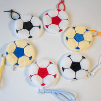Produk Tik Tok yang Sedang Tren Dompet Koin Sepak Bola Gantungan Kunci Laris Manis Dompet Gantungan Kunci Sepak Bola MOQ Rendah Pemasok Gantungan Kunci Kustom