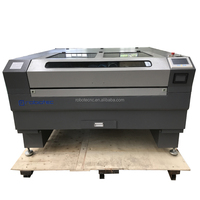 Machine de découpe laser CO2 CNC 1390 de taille moyenne pour métaux / machine de gravure laser pour plexiglas, acier au carbone / acier inoxydable avec contrôleur Ruida