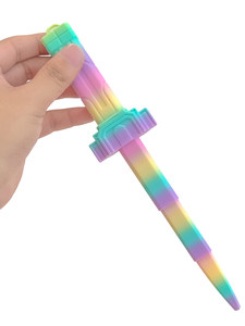 Épée télescopique miniature créative en plastique imprimée en 3D, épée à lancer, poignard, jouet de décompression, nouveauté pour l'extérieur, cadeau pour enfants - Product Image 2