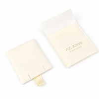 Offre Spéciale – Expédition Immédiate – Vente en Gros – Faible MOQ – Petit Sac Pochette Cadeau en Feutre et Velours avec Ruban – Boîte à Bijoux Coulissante Personnalisée