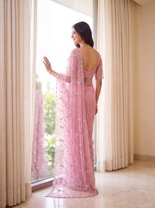 Sari Rosa de Lujo Antra Lifestyle para Mujer con Bordado de Lentejuelas Plateadas Pesadas y Patrón Ondulado, Blusa de Diseñador con Borde Festoneado - Product Image 2