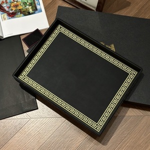 Plateau à thé en bois noir naturel, design minimaliste moderne, durable, multifonctionnel, pour usage domestique, avec lettrage - Product Image 2