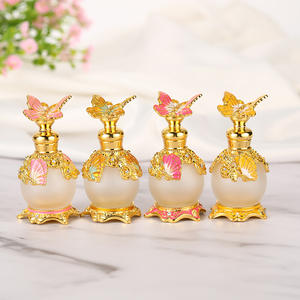 Botellas de Vidrio para Perfume de Aceites Esenciales Antiguas de Dubái con Estampado en Caliente, Diseño Plano Vintage de Mariposa Tuina y Tapa de Corona - Product Image 4