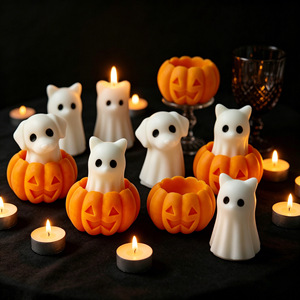 Linda Vela Aromática con Forma de Fantasma, Set de Portavelas de Calabaza de Halloween, Figura de Perro o Gato Fantasma, Decoración Festiva para Mesa del Hogar, Regalo - Product Image 1
