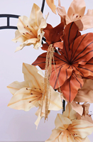 G-83 Arche florale aux tons chauds de la terre, grande composition florale artisanale pour la décoration de lieux de mariage, banquets et vitrines intérieures