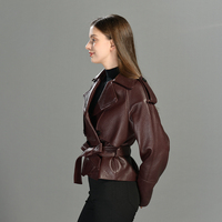 Jxwatcher Nouvelle Arrivée Hiver Femme Veste en Cuir de Mouton Véritable Courte avec Ceinture, Col Revers, Style Bomber Élégant et Tendance, Personnalisable