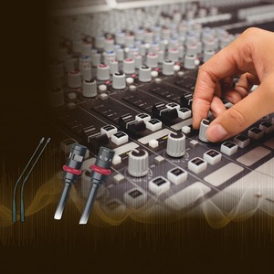 Microphone de bureau avec traitement du signal numérique fabriqué à Taïwan pour usage commercial - Product Image 1