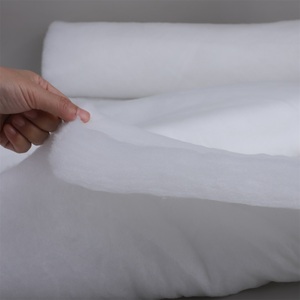 <span class=keywords><strong>Ouate</strong></span> de polyester douce de qualité supérieure, respirante, isolante et lavable pour des projets de matelassage confortables et des créations textiles pour la maison - Product Image 4