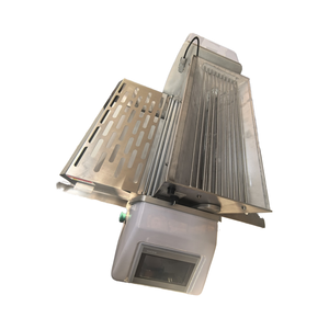 Machine à laminer <span class=keywords><strong>la</strong></span> pâte à pâtisserie courte à <span class=keywords><strong>prix</strong></span> spécial nouvelle condition pour <span class=keywords><strong>la</strong></span> ligne <span class=keywords><strong>de</strong></span> production <span class=keywords><strong>de</strong></span> croissants et <span class=keywords><strong>la</strong></span> fabrication <span class=keywords><strong>de</strong></span> collations dans les boulangeries - Product Image 4