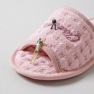 Punta abierta para zapatillas Mujeres Hombres Mute Fondo suave Estilo de piel Simple Universal Algodón EVA Zapatillas de suela - Product Image 4