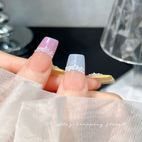 50 pièces/sac Nouveaux charms pour ongles en résine 3D DIY, motifs fleurs à trois pétales, fleurs perlées, petites fleurs, bordure de jupe à la française, pour nail art de luxe