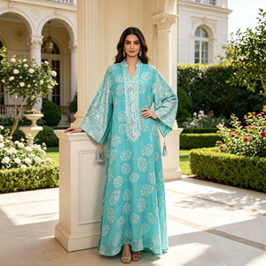 Robe longue ample brodée de feuilles en fil d'argent, col montant et col en V, manches évasées, coupe évasée - Product Image 3