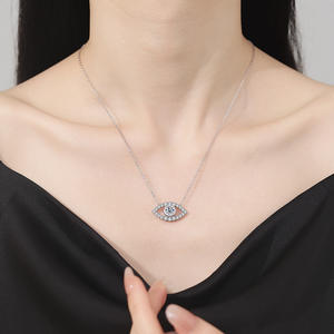 Collar de Plata de Ley S925 con Baño de Platino y Moissanita para Mujer, Lujoso Colgante Ojo de Ángel Colorido - Product Image 3