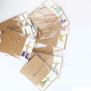 Cartes de vœux artisanales, culturelles et créatives, papier kraft rétro, fleurs séchées, cartes de vœux de vacances pour les enseignants, Noël - Product Image 3