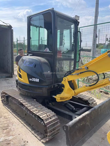 Mini pelleteuse Kobelco SK35 d'occasion-en bon état, avec peu d'heures de travail, adaptée aux petites constructions et à l'agriculture Prix compétitif - Product Image 3