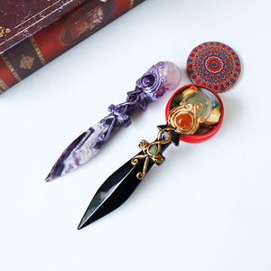 Daga Mágica de Obsidiana Natural con Amatista Tallada en Cristal para Brujería, Artesanía y Decoración del Hogar - Product Image 1
