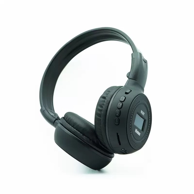 Wholesale Foldable Hifi Stereo Wireless Over Ear Headphone Digital Display Car Insertion FM Radio Sports Wireless Headset