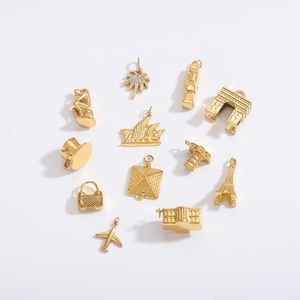 Ciondoli a tema viaggio e monumenti |   Ciondoli in Acciaio Inossidabile Placcato Oro 18K PVD per Creazione di Gioielli Fai-da-Te |   Ciondoli con Icone di Viaggi e Paesi del Mondo - Product Image 4