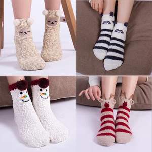 ถุงเท้าคริสต์มาสลายปัก 3 มิติ ผ้าคอรัลฟลีซถักแบบหนาพิเศษ อุ่นสบาย ลายการ์ตูน สำหรับฤดูใบไม้ร่วงและฤดูหนาว แบบครึ่งข้อ - Product Image 4