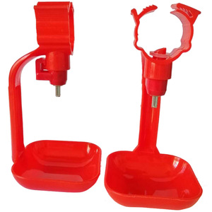 Red <span class=keywords><strong>Poultry</strong></span> Chicken <span class=keywords><strong>Cup</strong></span> <span class=keywords><strong>Drinker</strong></span> Mamilo Bebedor com Copo plástico Bebedores Frango - Product Image 3