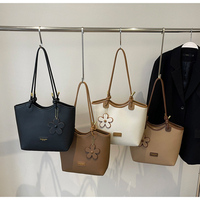 Nouveau sac à bandoulière polyvalent de grande capacité haut de gamme, sac fourre-tout simple, sac à main décontracté pour femmes, pour les trajets quotidiens