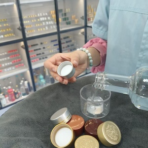 Capsules Composites Aluminium-Plastique de Qualité Alimentaire 33mm/35mm, Série de Bouchons à Vis Métalliques pour Sauces Soja/Huître et Assaisonnements/Condiments - Product Image 4
