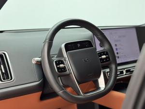 Voiture hybride d'occasion pas chère <span class=keywords><strong>Li</strong></span> Auto <span class=keywords><strong>Li</strong></span> L6 modèle 2024 Pro avec une autonomie de 201-300 km, extérieur blanc, Uniland Motors en Chine - Product Image 4