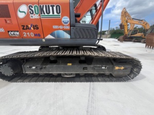 Excavatrice sur chenilles Hitachi ZAXIS 210 d'occasion, d'origine japonaise, bon état - Product Image 6
