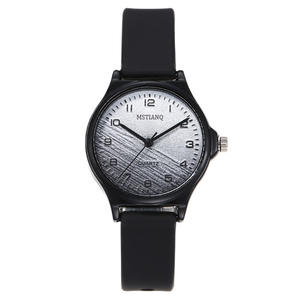 Nouvelle montre à quartz multifonctionnelle de luxe pour femmes 2025 avec diamants, design lumineux et étanche - Product Image 5