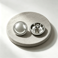 Boutons en alliage de zinc avec logo personnalisé CF, boutons métalliques en gros pour fabricants de vêtements, accessoires vestimentaires, usine