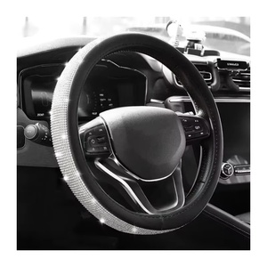 <span class=keywords><strong>Funda</strong></span> <span class=keywords><strong>de</strong></span> <span class=keywords><strong>Volante</strong></span> <span class=keywords><strong>de</strong></span> <span class=keywords><strong>Coche</strong></span> con Diamantes <span class=keywords><strong>de</strong></span> Imitación Brillantes, Cristales y <span class=keywords><strong>Cuero</strong></span> PU, Accesorios <span class=keywords><strong>para</strong></span> Auto, Estilo Automotriz - Product Image 1