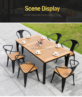 Ensemble de salle à manger pour jardin et terrasse, 5 pièces, table basse carrée 70 cm, plateau couleur bois, pieds métalliques coniques, 4 chaises à lattes, commande en gros
