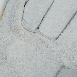 Gants de <span class=keywords><strong>soudeur</strong></span> élastiques résistants aux hautes températures, anti-brûlure, isolation thermique, gants en cuir de vachette épaissis - Product Image 6