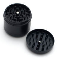 Cannacoast Broyeur manuel personnalisé de style moderne Accessoire en plastique recyclable pour tabac à herbes séchées en fleurs à fumer