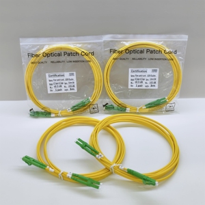 สายเคเบิล CATV เกรดโทรคมนาคม LSZH รองรับ OEM แบบ LC-LC ซิงเกิลโหมด ไฟเบอร์เดี่ยว ไฟเบอร์คู่ สายแพทช์ออปติคอลสำหรับ FTTH - Product Image 4
