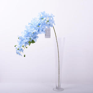 Guirnalda de Hortensias Artificiales Colgantes en Rojo, Rosa y Blanco, Realistas, para Centros de Mesa, Decoración de Bodas y Hogar - Product Image 1