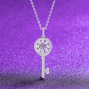 Collar de Plata de Ley S925 con Colgante de Flores con Diamantes Completos Chapado en Oro Blanco para Mujer, Joyería Fina, Corte Redondo de 0.5CT VVS GRA Moissanite - Product Image 4