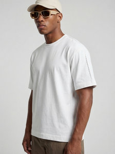 T-Shirt da Uomo in Misto Cotone Premium - Vestibilità Oversize Rilassata, Tessuto Ultra Morbido e Traspirante, Maglietta Nera per Uso Casual e Palestra - Product Image 3