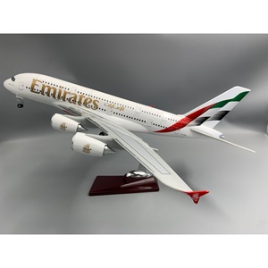Maquette d'<span class=keywords><strong>avion</strong></span> A380 Emirates à double <span class=keywords><strong>porte</strong></span> avec lumières et roues, décoration d'<span class=keywords><strong>avion</strong></span> statique simulée - Product Image 2