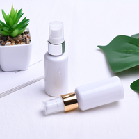 Bouteille de toner eau parfum de voyage en plastique PET de 40ml personnalisée avec pulvérisateur à brouillard fin or et argent pour emballage cosmétique