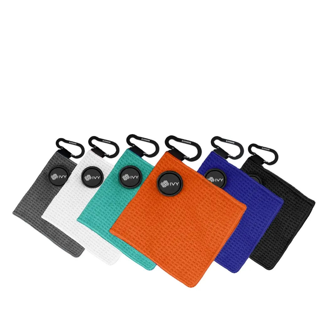 カスタムロゴポケット小型磁気マイクロファイバーゴルフボールクリーニングタオルに最適なサイズ
